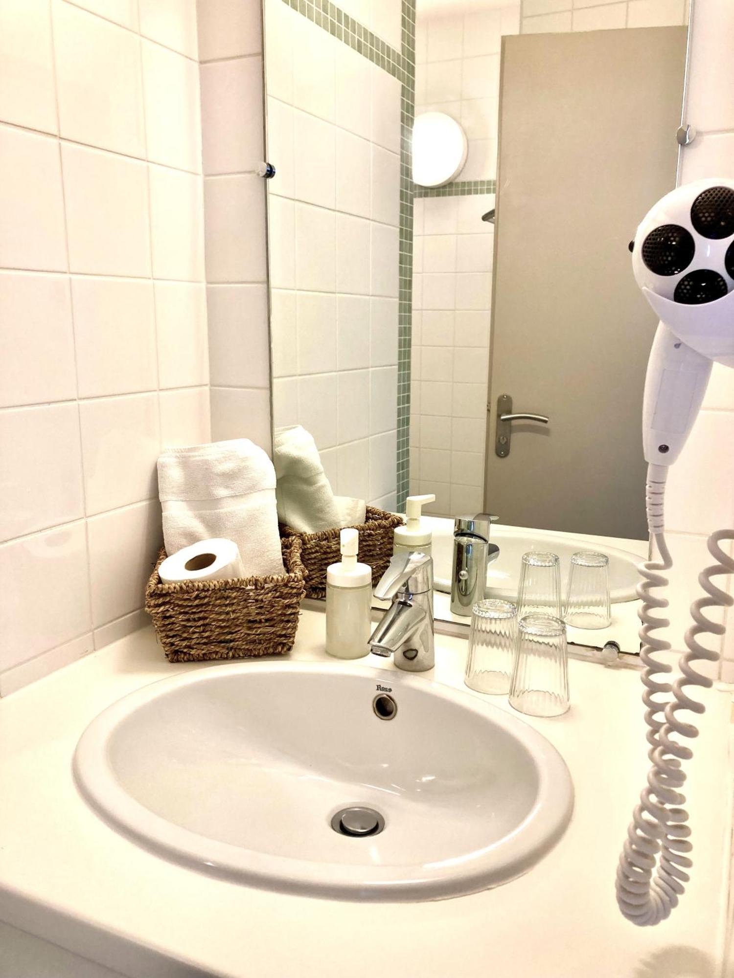 Hotel Les Fougeres - Hossegor Soorts-Hossegor Habitación foto